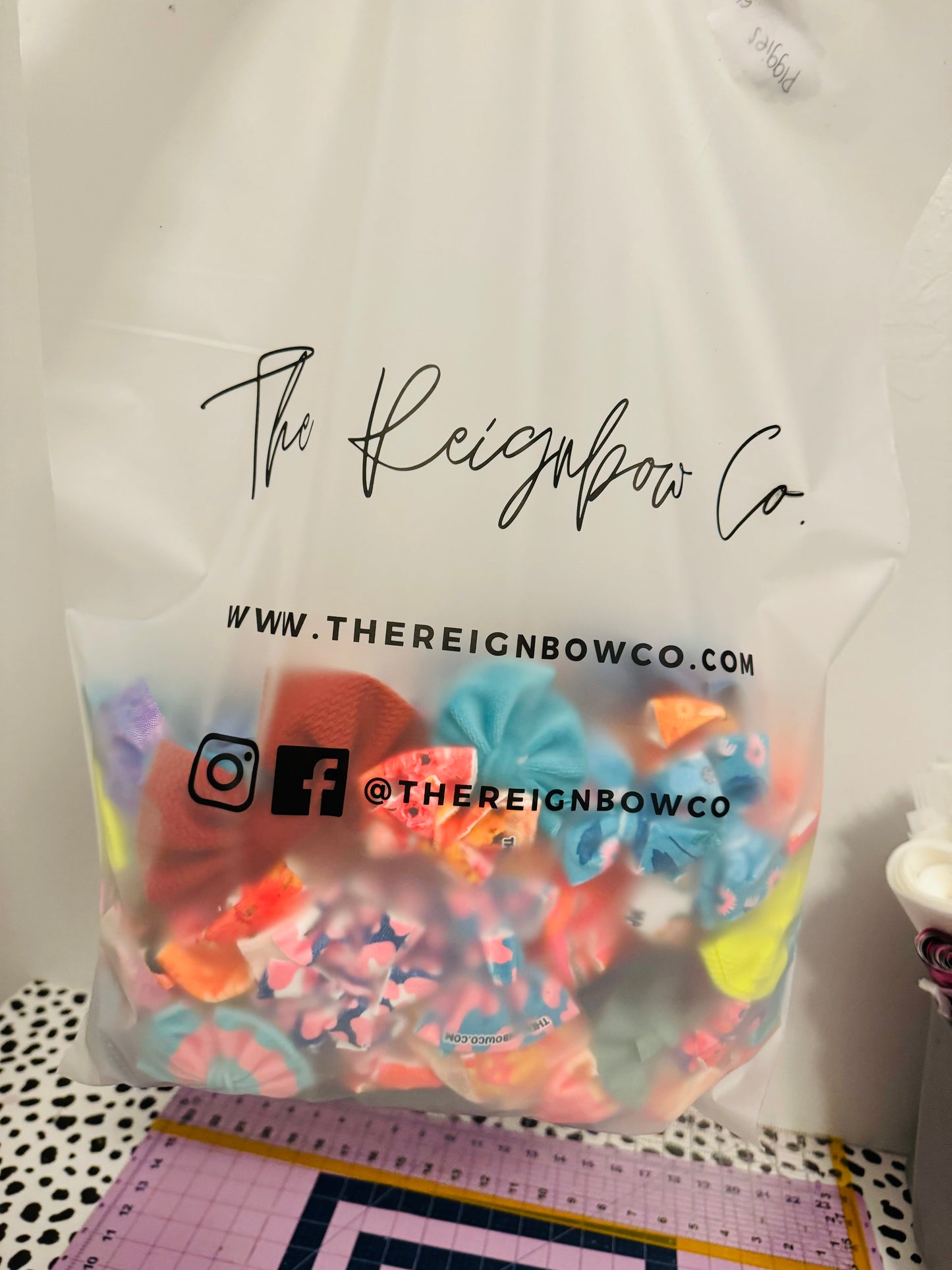 huge bow bundles