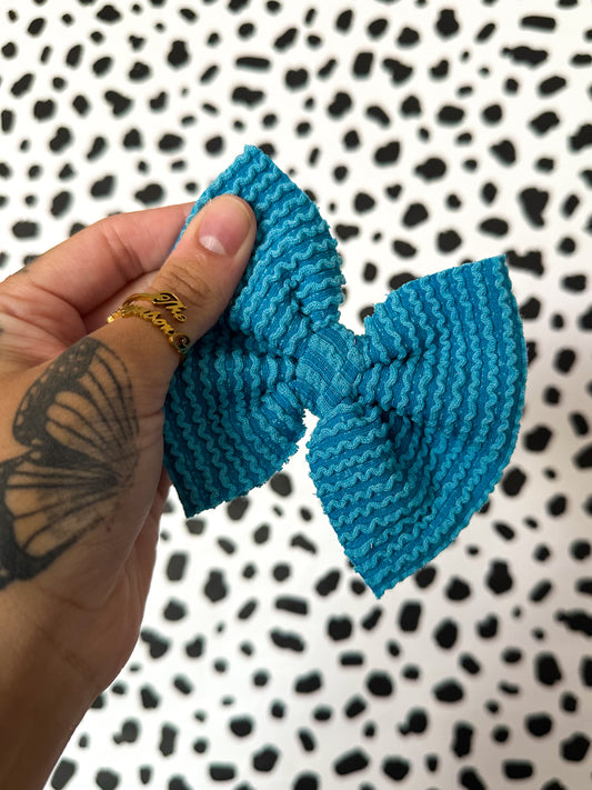 blue waved rib knit bows