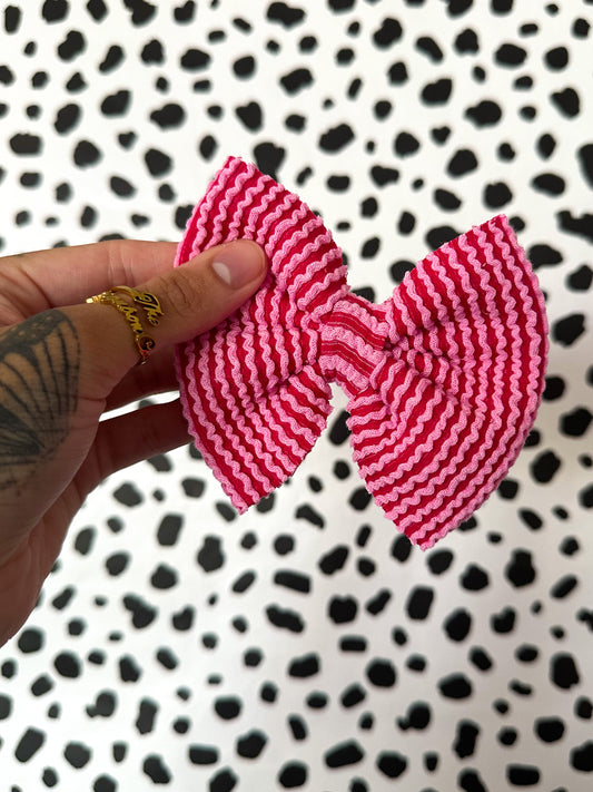 pink waved rib knit bows