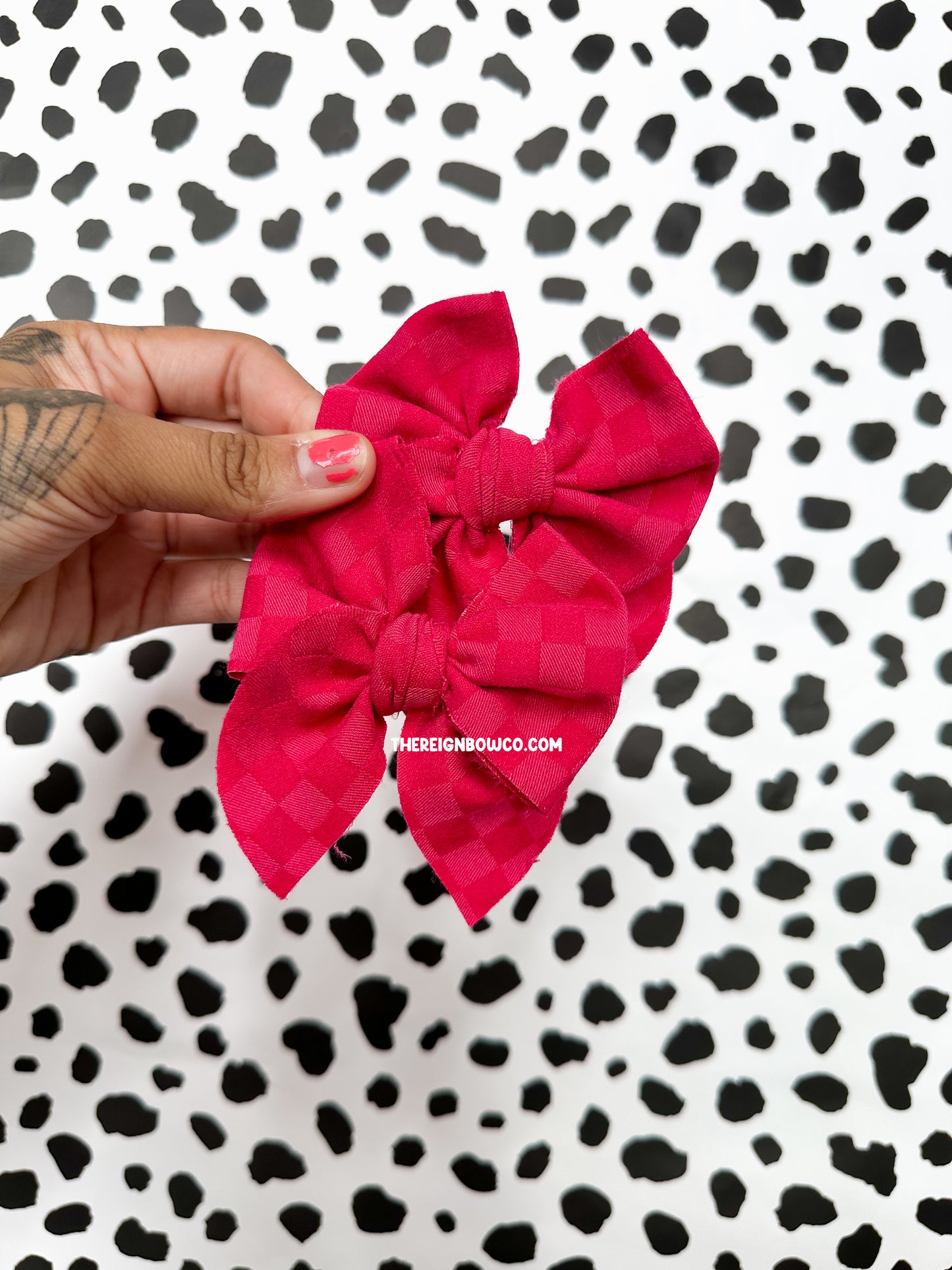 pink checkered knit bows